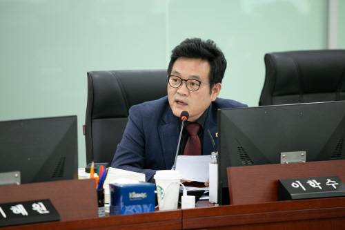 abac0587e89aa7f904a69e2dd72ae083_1740624810_5076.jpg