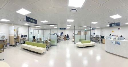 [크기변환][사진 2] 연세대 용인세브란스병원, 안과 외래 확장 개소식 개최.jpg