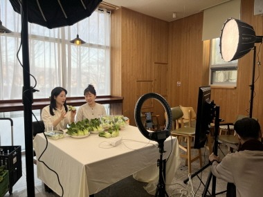 [크기변환]2. 용인특례시는 최근 용인시농업기술센터에서 청년농업인을 대상으로 ‘2025년 라이브커머스 교육’을 했다.jpg